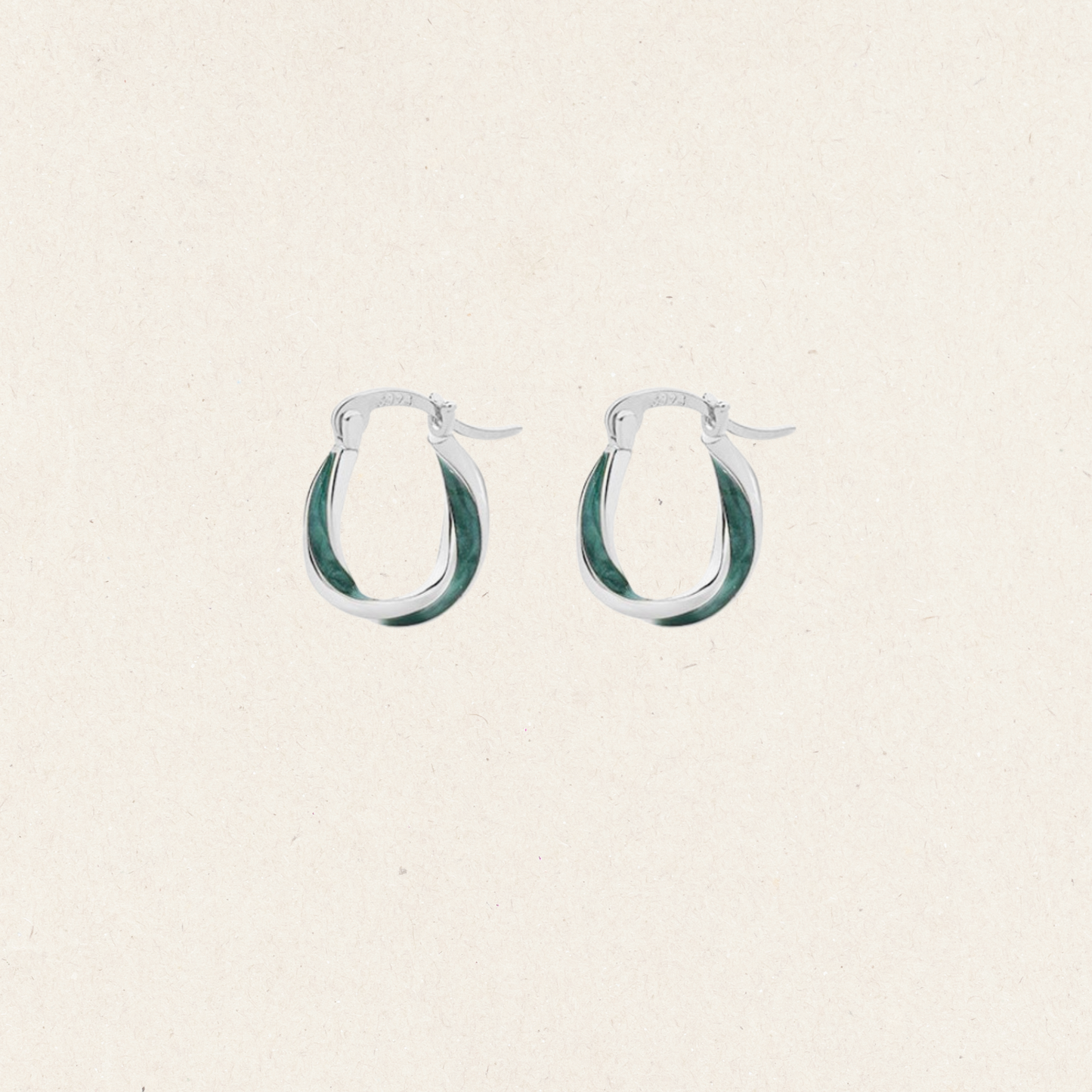 Twist Enamel Green Huggies