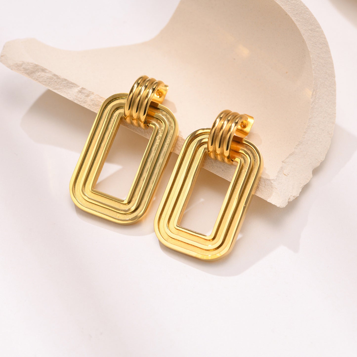 Frame Flow Stud Earrings