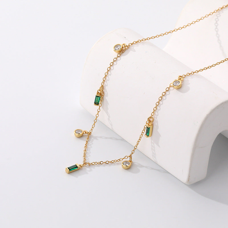 Verdant Spark Dot Necklace