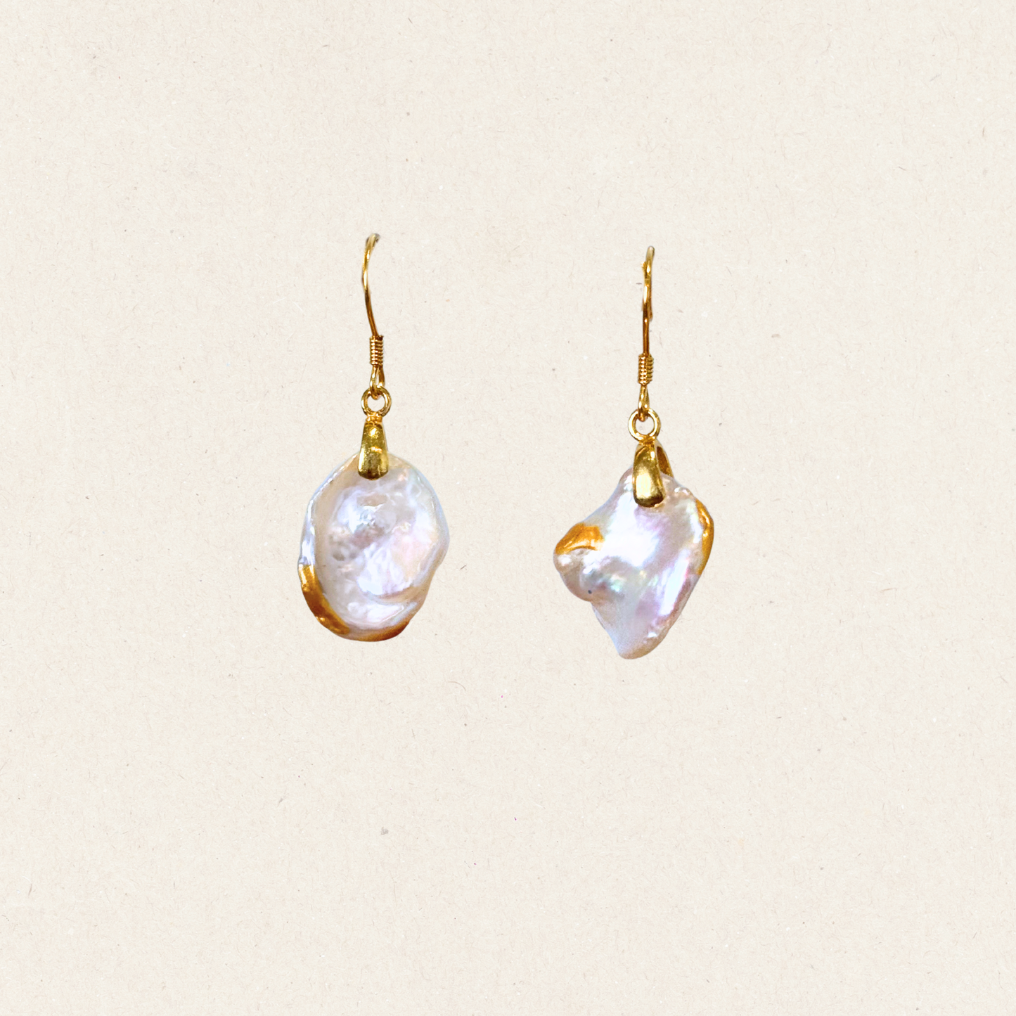 Flowing light Baroque Pearl Earrings