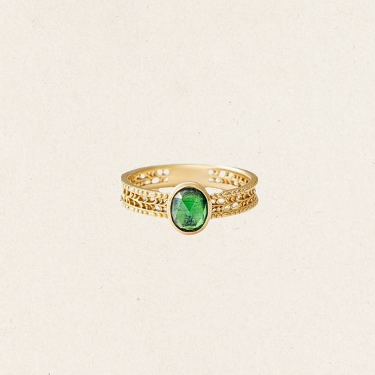 Minimalist Chrysoprase Ring