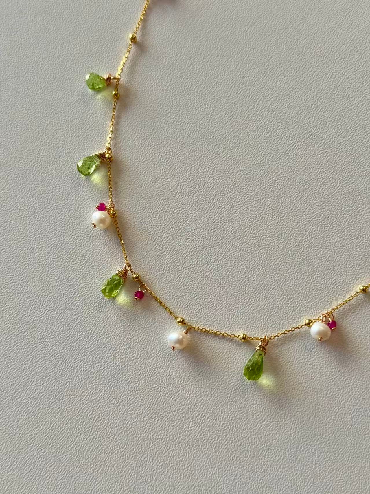 Bloom Whisper Pearl Necklace